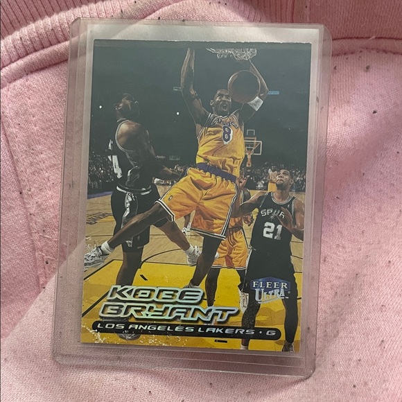 Kobe Bryant Fleer Ultra Basketball Card
